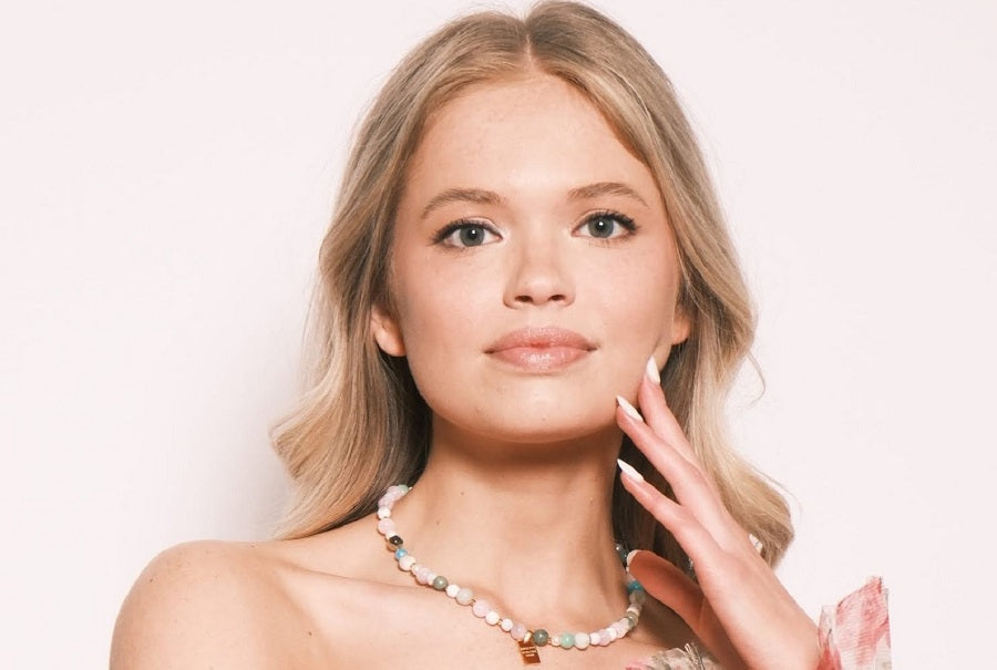 How to Style Jewelry: The Top 6 Tips and Tricks You Need to Know